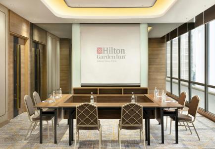 Hilton Garden Inn Jakarta Taman Palem - 30