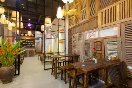Luxury Backpackers - 15
