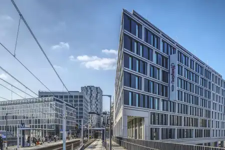 Hampton by Hilton Stuttgart City Centre - 0