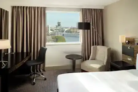 Crowne Plaza Glasgow by IHG - 73