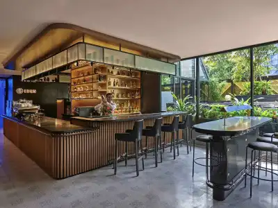 Pullman Singapore Orchard - 17