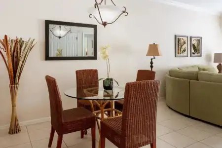 Olde Marco Island Inn and Suites - 8