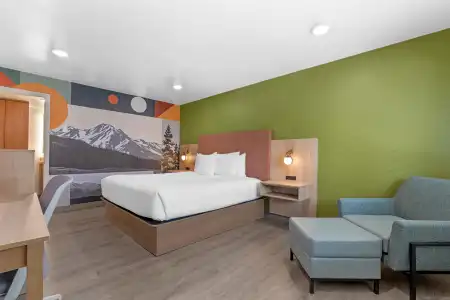 Best Western Plus Clocktower Inn - 72