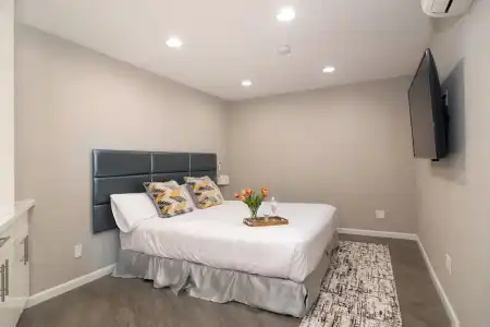 The Sands of La Jolla - 84