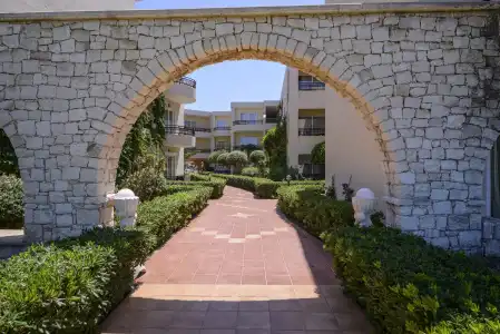 Vantaris Palace - 21