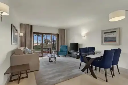 Cascade Wellness & Lifestyle Resort - 80
