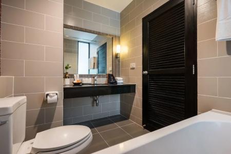 J Residence - 126