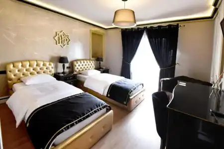 Hymetis Palace - 3