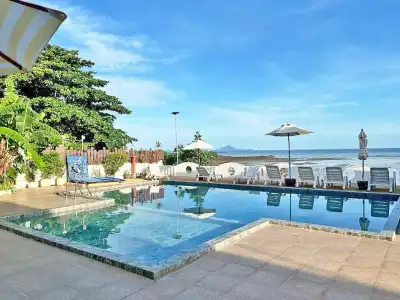Anyavee Nam Mao Beach Resort - 5
