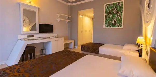 Side Royal Paradise - 38