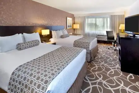 Crowne Plaza Kitchener-Waterloo by IHG - 54