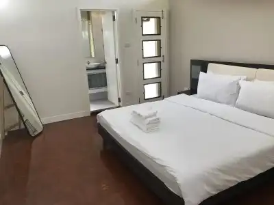 P.T. Court - 4