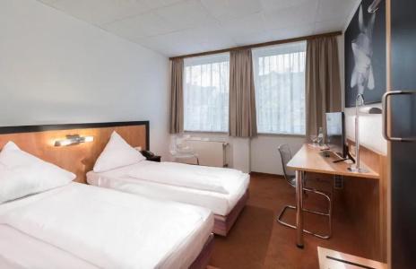 Days Inn by Wyndham Dortmund West - 11