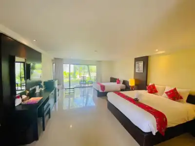 Palm Galleria Resort - 76
