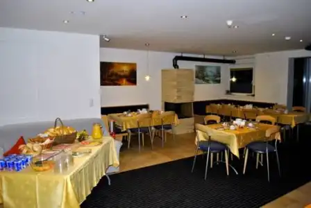 Apart-Bergkönig - 21