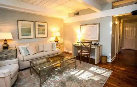 Olde Harbour Inn, Historic Inns of Savannah. - 131