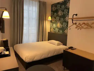 Hôtel de Suez - 15