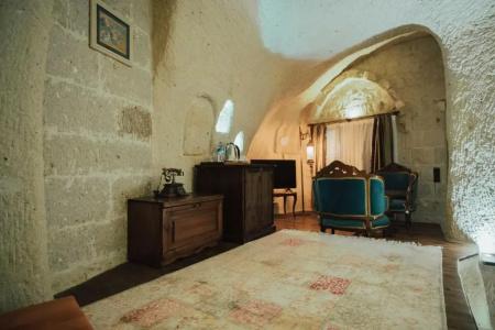 Hu of Cappadocia - 91
