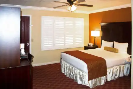 Clarion Collection Wilkie's Inn Pacific Grove - Monterey - 1