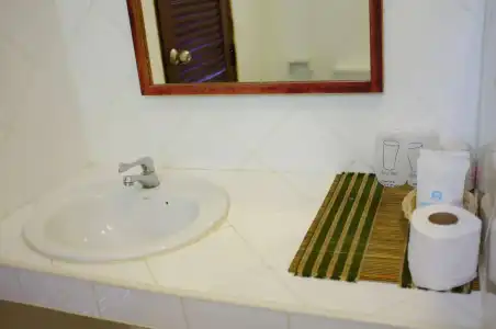 Thaniza Beachfront Resort - 20