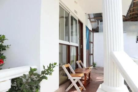 Mocco Beach Villa - 19