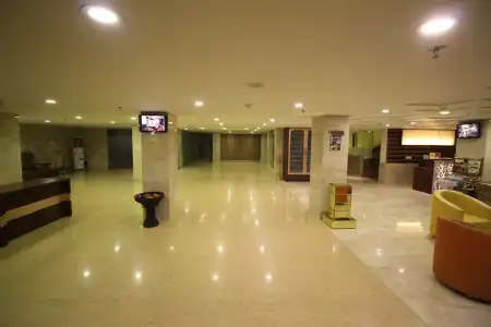 Golden Grand - 12