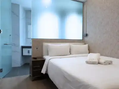 Kam Leng - 3