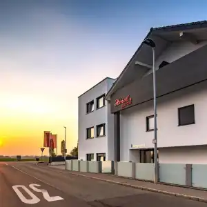 Am Stadtrand - 10