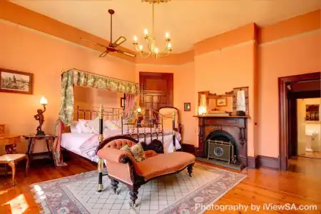 Buxton Manor - 36