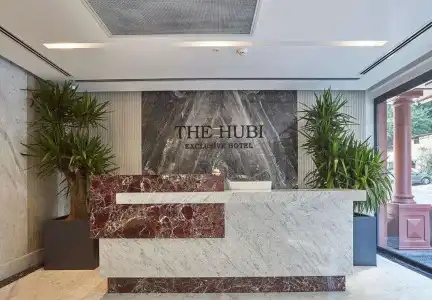 THE HUBI - 17