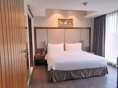 Holiday Inn Kolkata Airport by IHG - 95