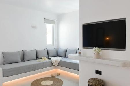 Ios Art Studios & Luxury Apartments - 22