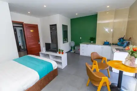 Ngan Pho Studio & - 152