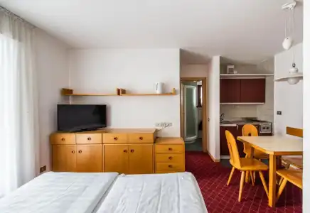 Residence Contrin - 86