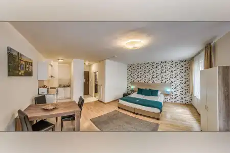 Prince Apartments - 31