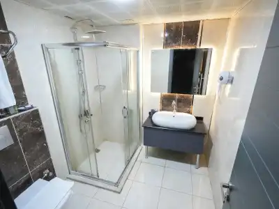 No 139 Apartments - 193