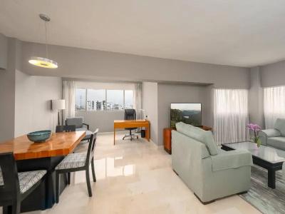 Radisson - 71