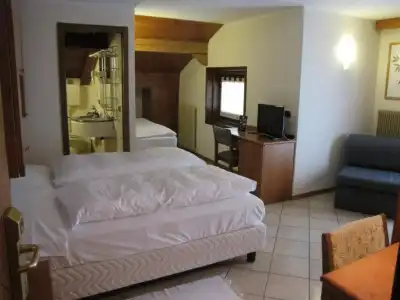 Paradise Lodge - 27