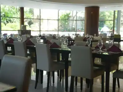 Movenpick Amman (ex Holiday Inn Amman) - 35