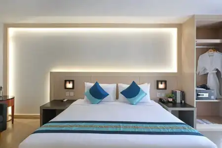 O2 Grand Suvarnabhumi Airport - Free Scheduled Shuttle from to Suvarnabhumi Airport - 77