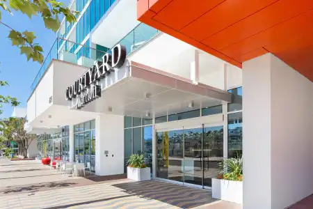 Courtyard by Marriott Santa Monica - 25