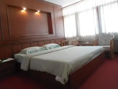 Ubon - 24