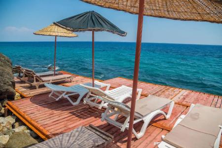 Assos Terrace - 9