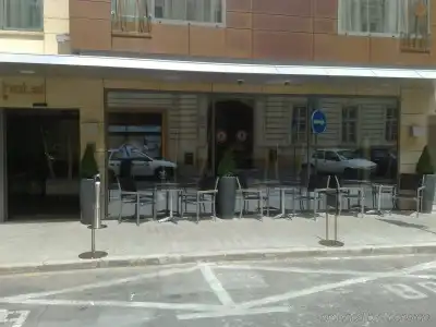 Avance - 0