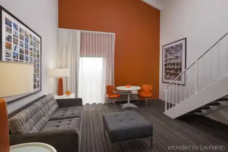 The Inn at Venice Beach - 16