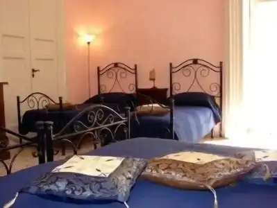 Teatro Bellini - Bed & Breakfast - 20