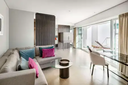 Hilton Auckland - 6