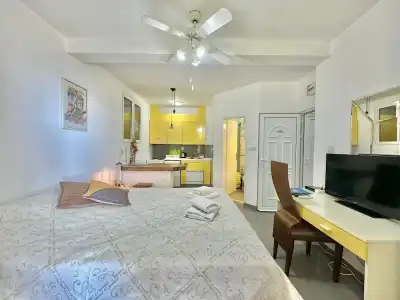 Sun Rose Apartments - 34
