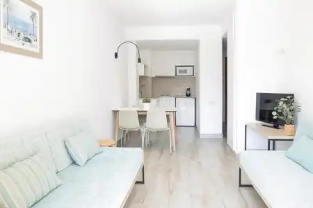 ApartCYE Holiday Centre - 124