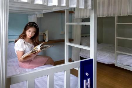 BED Friends Poshtel - 26